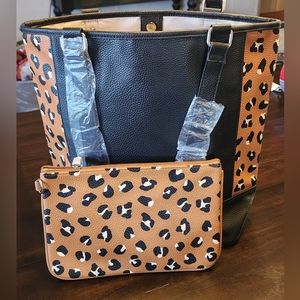 Thirty-One Colorblock Tote with Mini Rubie